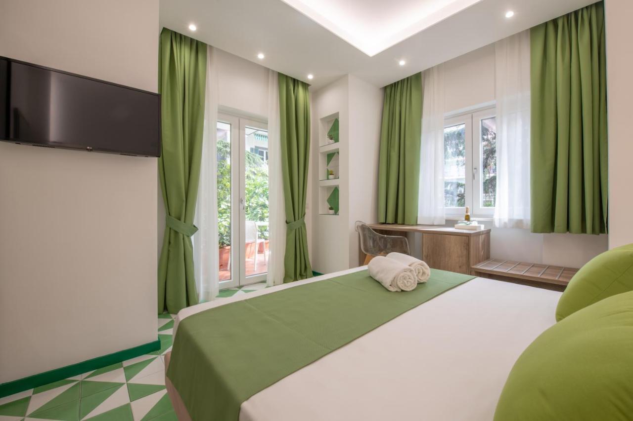 Gea Suite B&B Sorrento Bagian luar foto